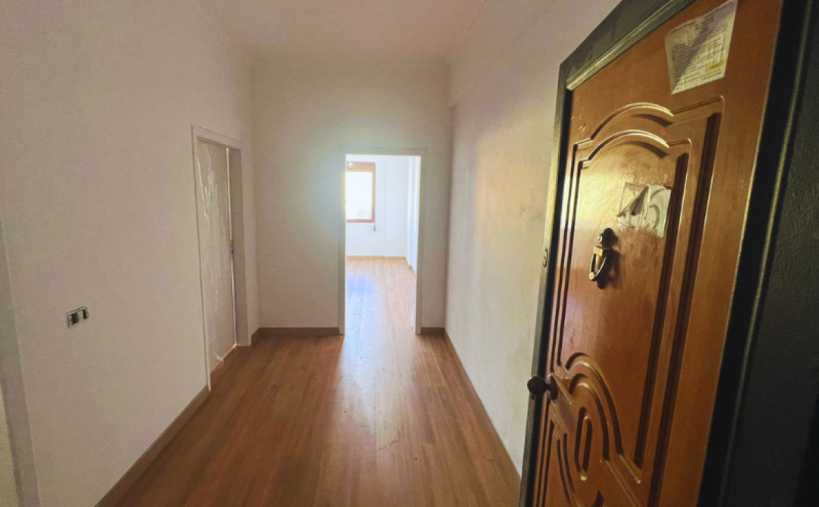 Apartmán u moře Albánie na prodej – investiční nemovitost blízko pláže / Seaside apartment Albania for sale – real estate investment near beach