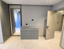 ALT (CZ): Apartmán na prodej Mali i Robit Golem Albánie s výhledem na moře a moderním interiérem ALT (EN): Sea view apartment for sale Mali i Robit Golem Albania with modern interior