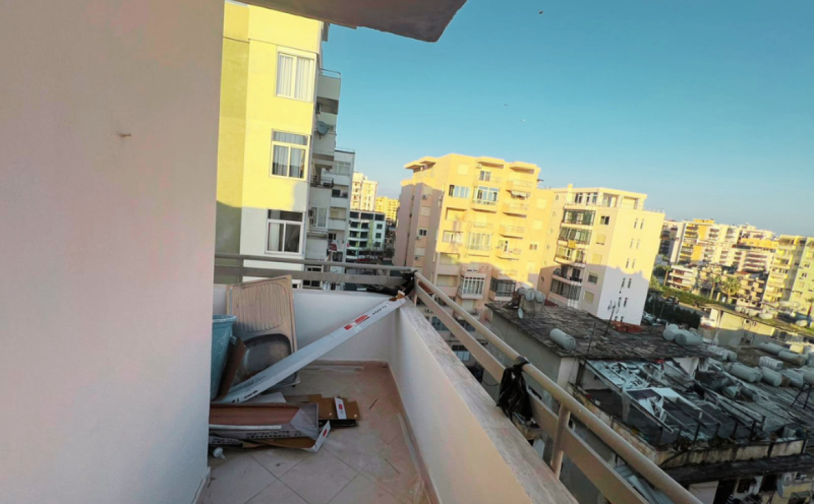 Apartmán u moře Albánie na prodej – investiční nemovitost blízko pláže / Seaside apartment Albania for sale – real estate investment near beach