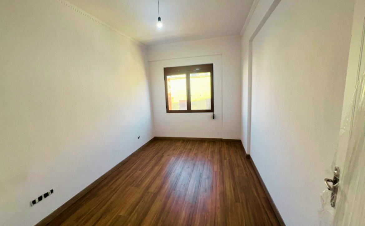 Apartmán u moře Albánie na prodej – investiční nemovitost blízko pláže / Seaside apartment Albania for sale – real estate investment near beach