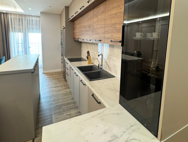 Apartmán u moře Albánie na prodej – investiční nemovitost blízko pláže / Seaside apartment Albania for sale – real estate investment near beach