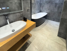 Apartmán u moře Albánie na prodej – investiční nemovitost blízko pláže / Seaside apartment Albania for sale – real estate investment near beach