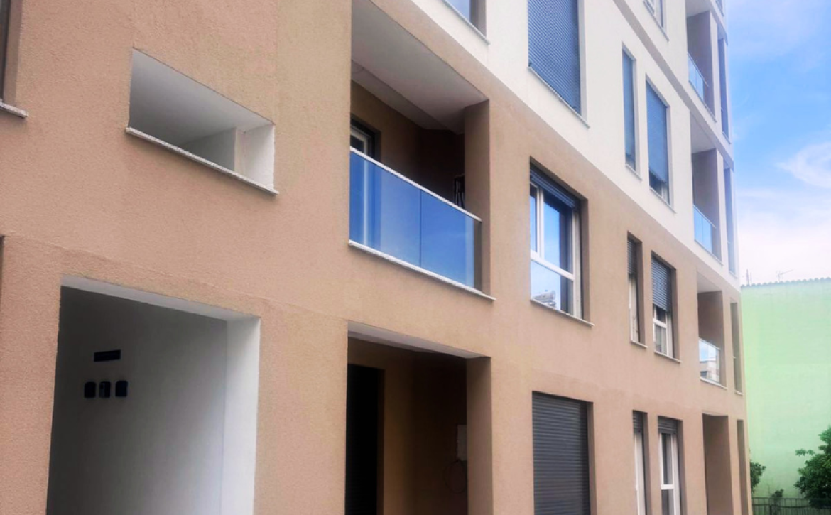 Modern fully furnished 2-room apartment in new building in Golem, Albania, 57.3 m², located 950 meters from the sea