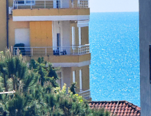Furnished apartment in Durrës with partial sea view, close to beach and local amenities
