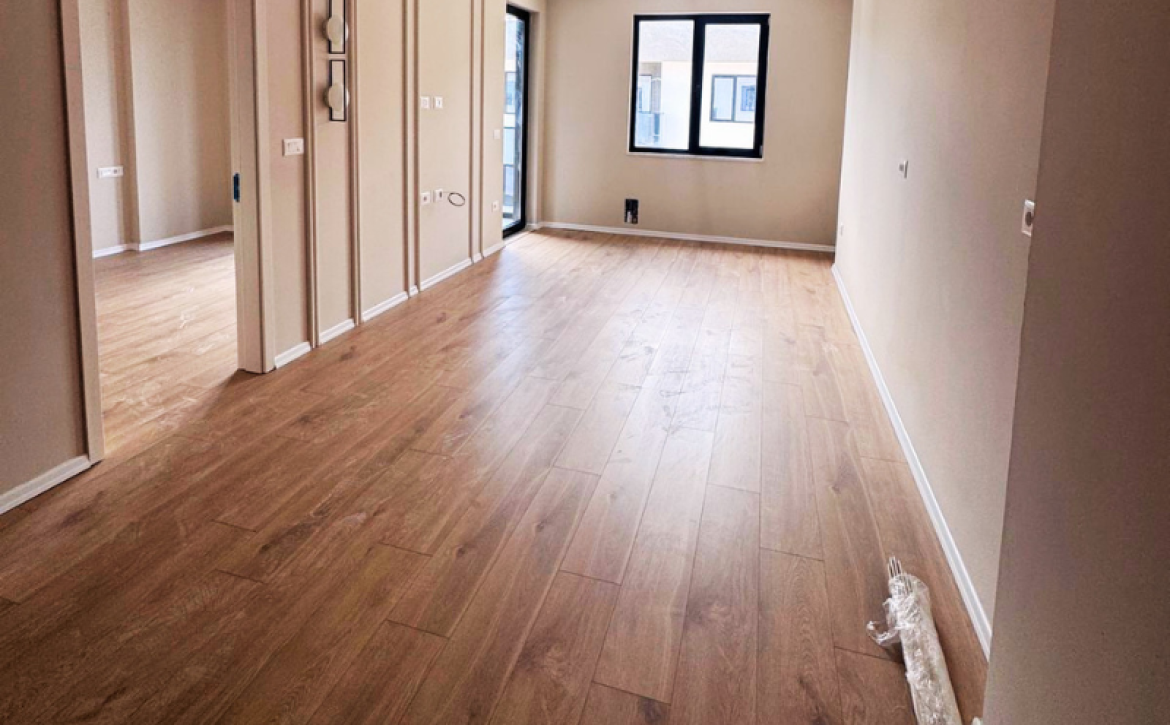 Modern apartment in new residential building, 5th floor, shared swimming pool in courtyard, Albania development, under construction