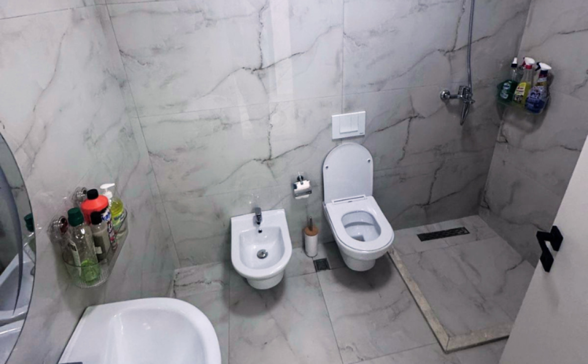 Modern fully furnished 2-room apartment in new building in Golem, Albania, 57.3 m², located 950 meters from the sea