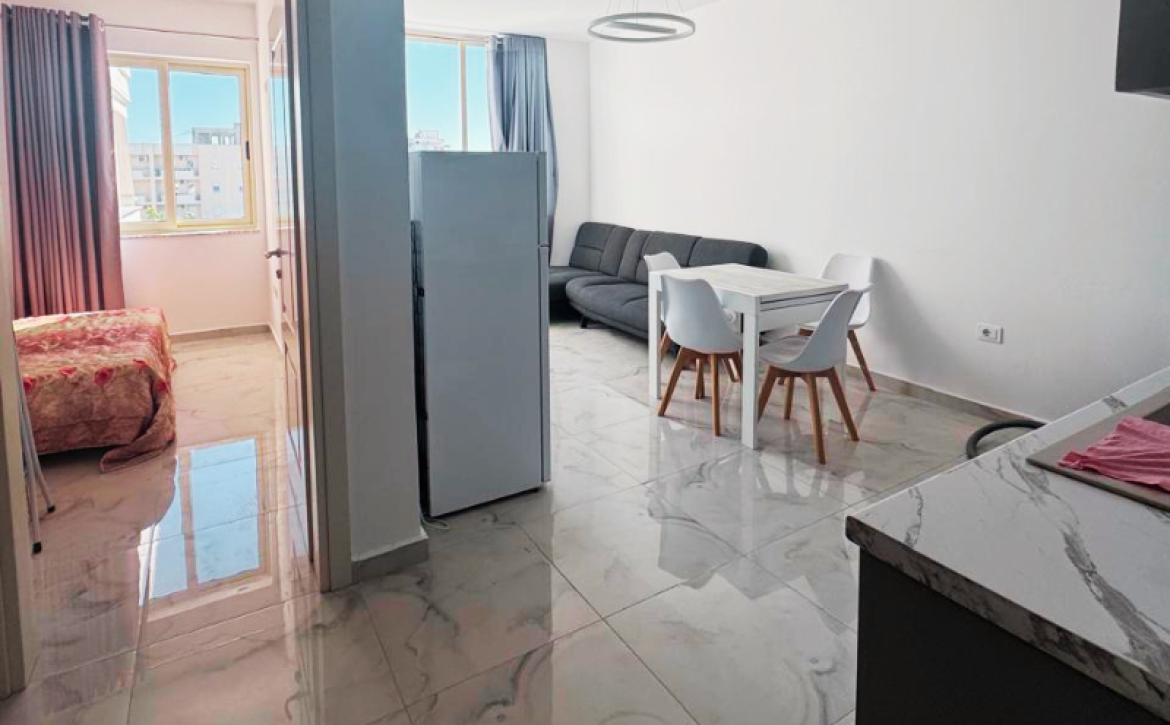 Modern 2-bedroom seaside apartment with sea view in Durrës Plazh