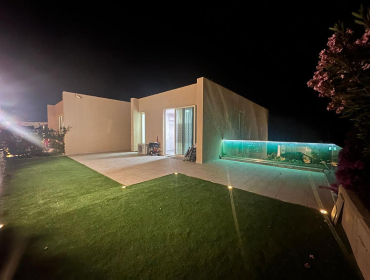 Luxusní vila s 2 ložnicemi a soukromou zahradou v resortu Green Coast v Palasë