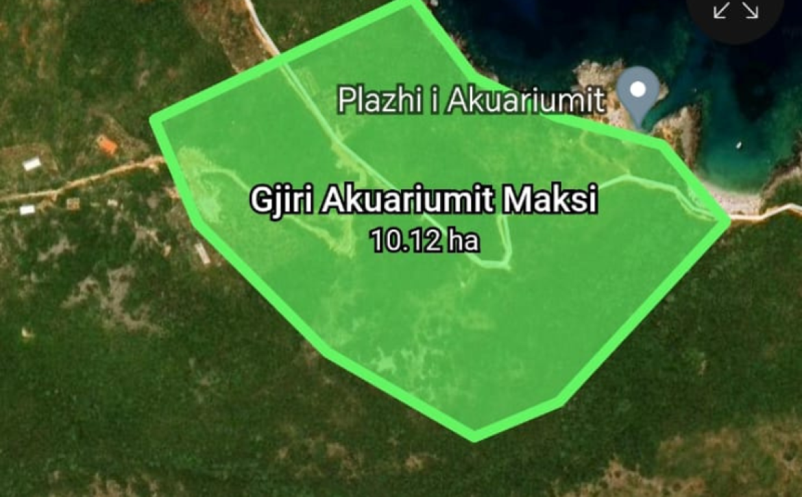 Unikátní stavební pozemek 10,1 ha přímo na pláži Akuariumit | Albania Home